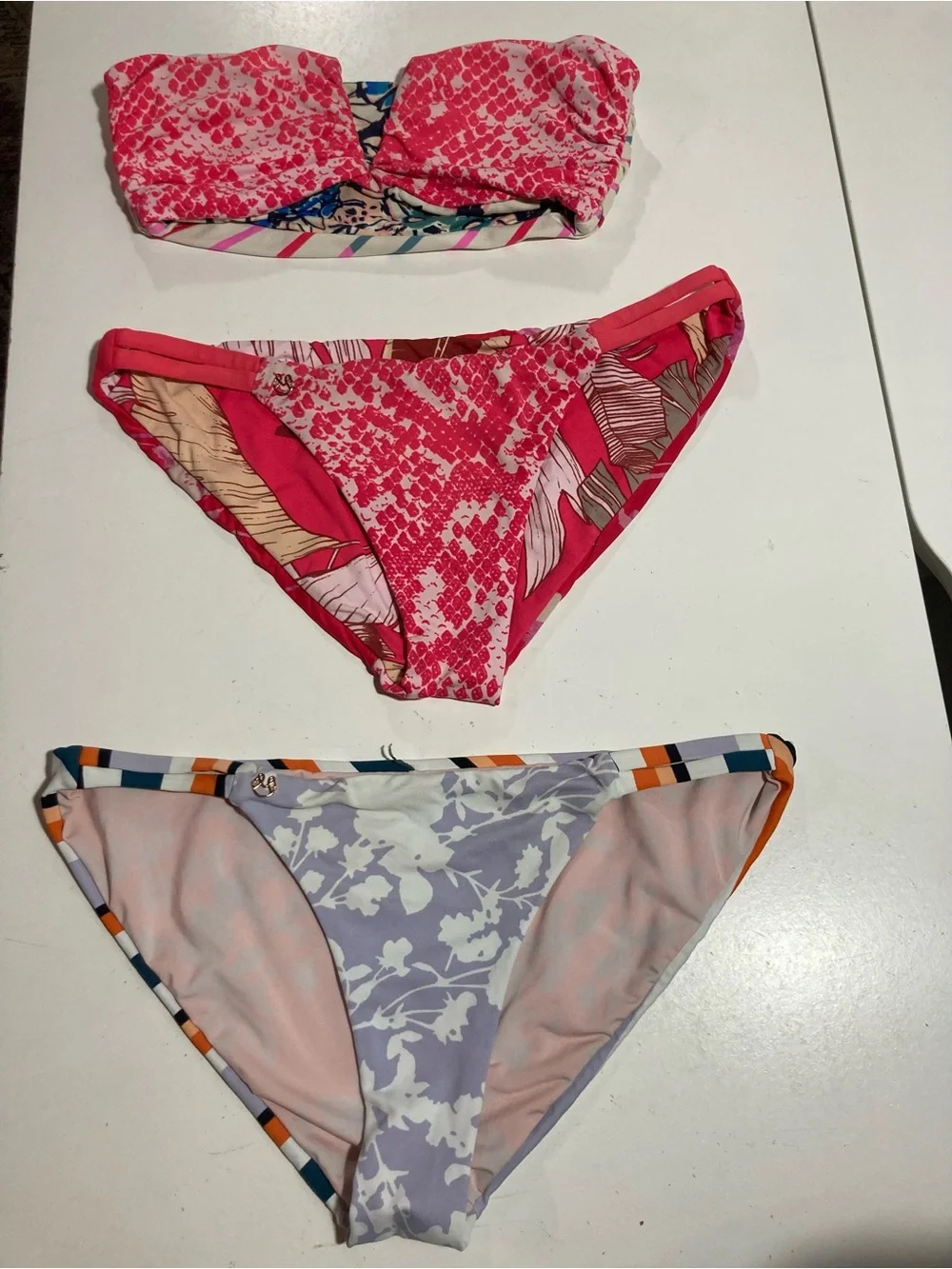 Maaji Mix & Match Reversible Bikini 1 Top 2 Bottoms Size Medium